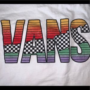 vans supppperr cute crop top ur teen would love!